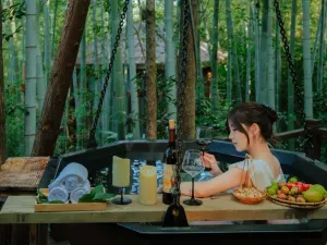 톈무후위수이 온천(천목호어수온천)