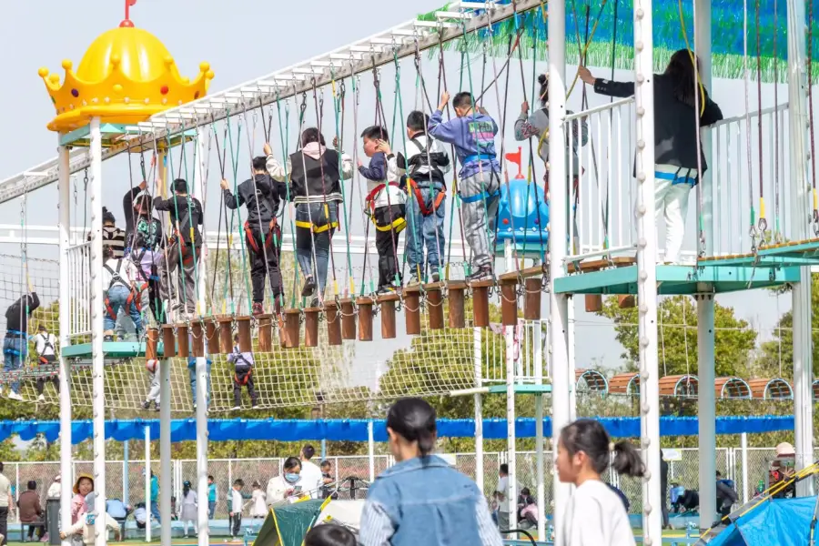 彩虹山谷動力樂園