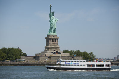 Statue of Liberty Cruises With Landing