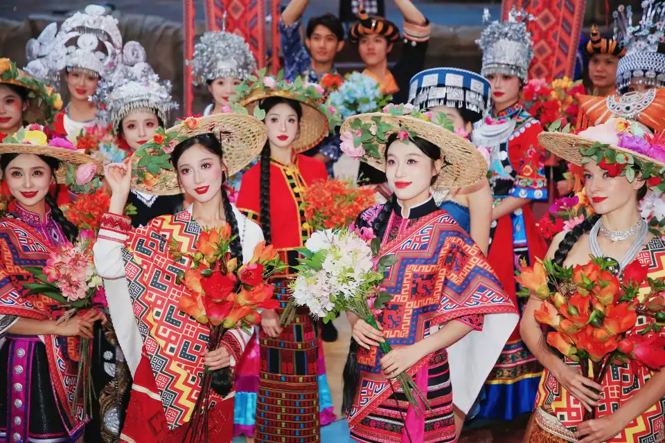4_Sanya Songcheng Show