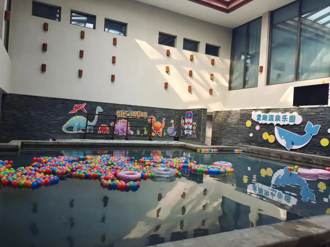 Hotels near Tianyu Lake