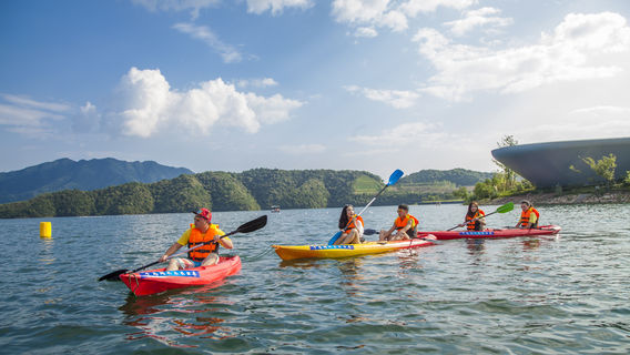 Мир радостной воды озеро Цинь