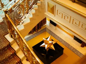 Inside Burj Al Arab Tour