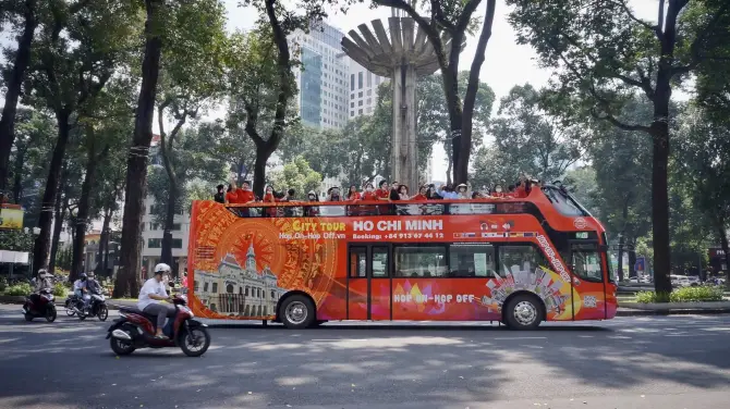 1_胡志明市觀光巴士