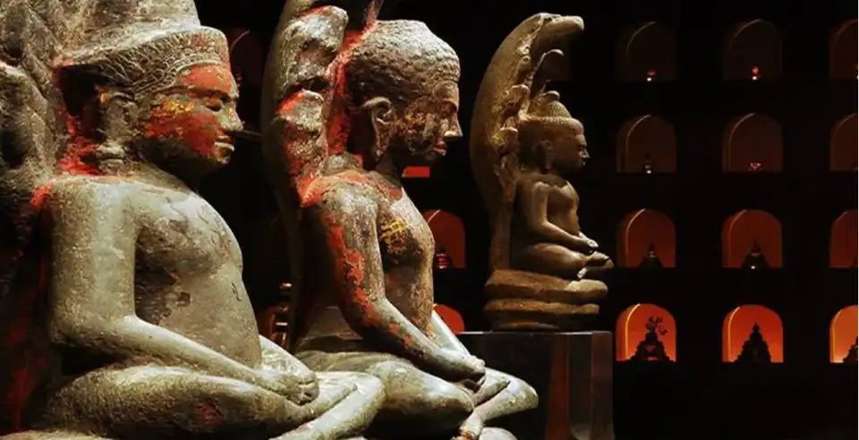 2_Angkor National Museum
