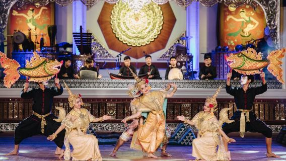 Khum Khantoke Chiang Mai (Cultural Performance Show)