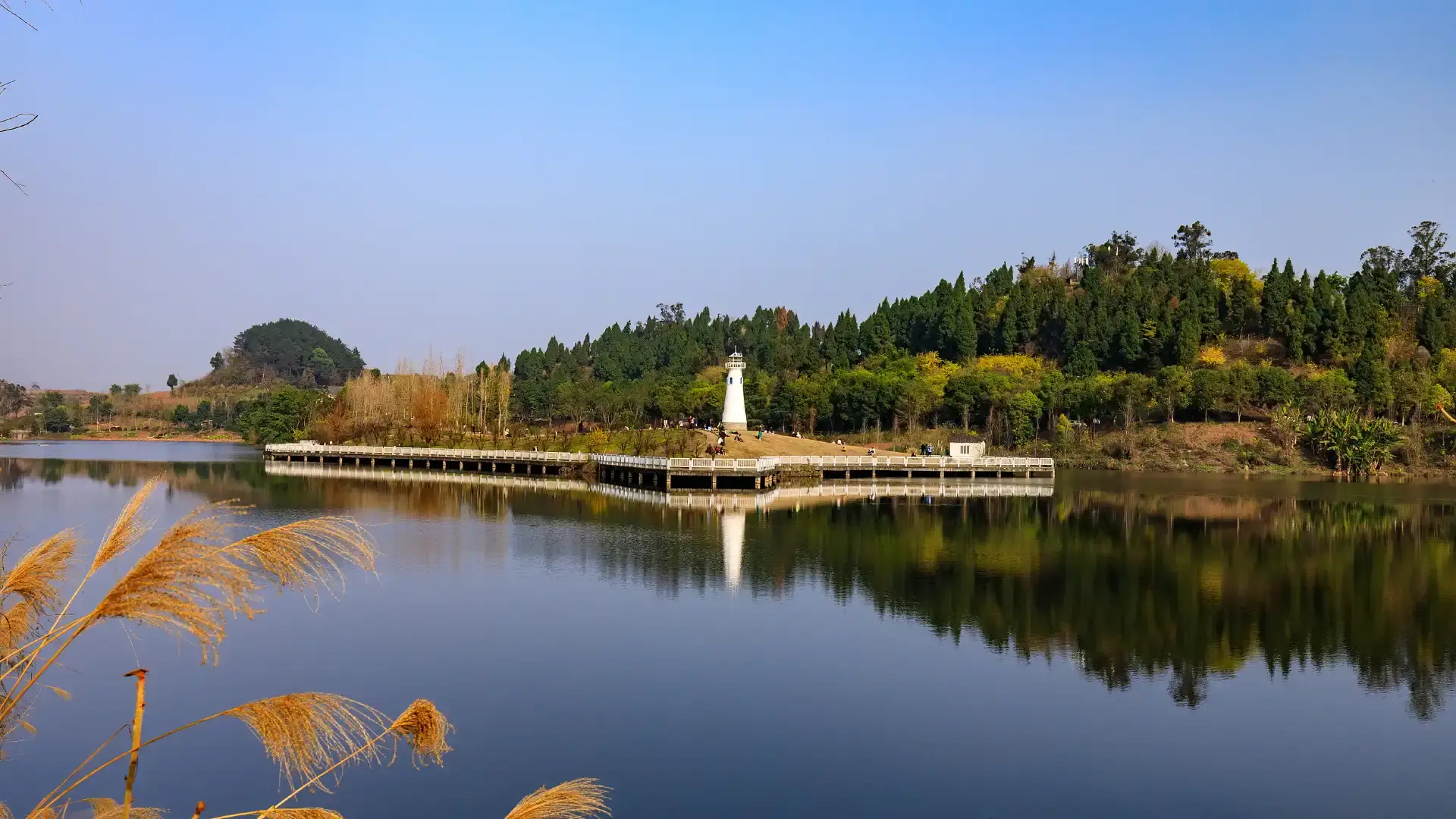 Hotels near Beibei Jingguan Wintersweet Garden