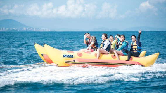 Dadonghai Beach