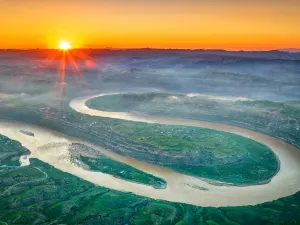 Yanchuan Yellow river Qiankun Bay Scenic Area