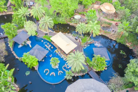 Riyuegu Hot Springs