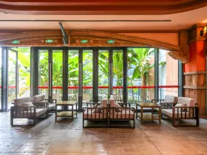 샹양 화교성 운하이 온천