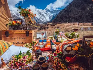 Namjagbarwa Peak Camping Site