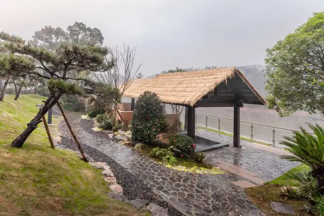 Hot Springs in Chibi