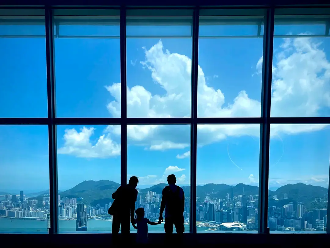 1_Dek Observasi sky100 Hong Kong