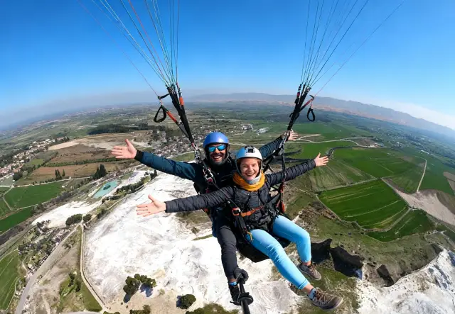 Paragliding in Pamukkale