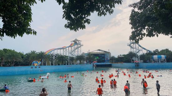 Xianzhihaixiao Water Amusement Park