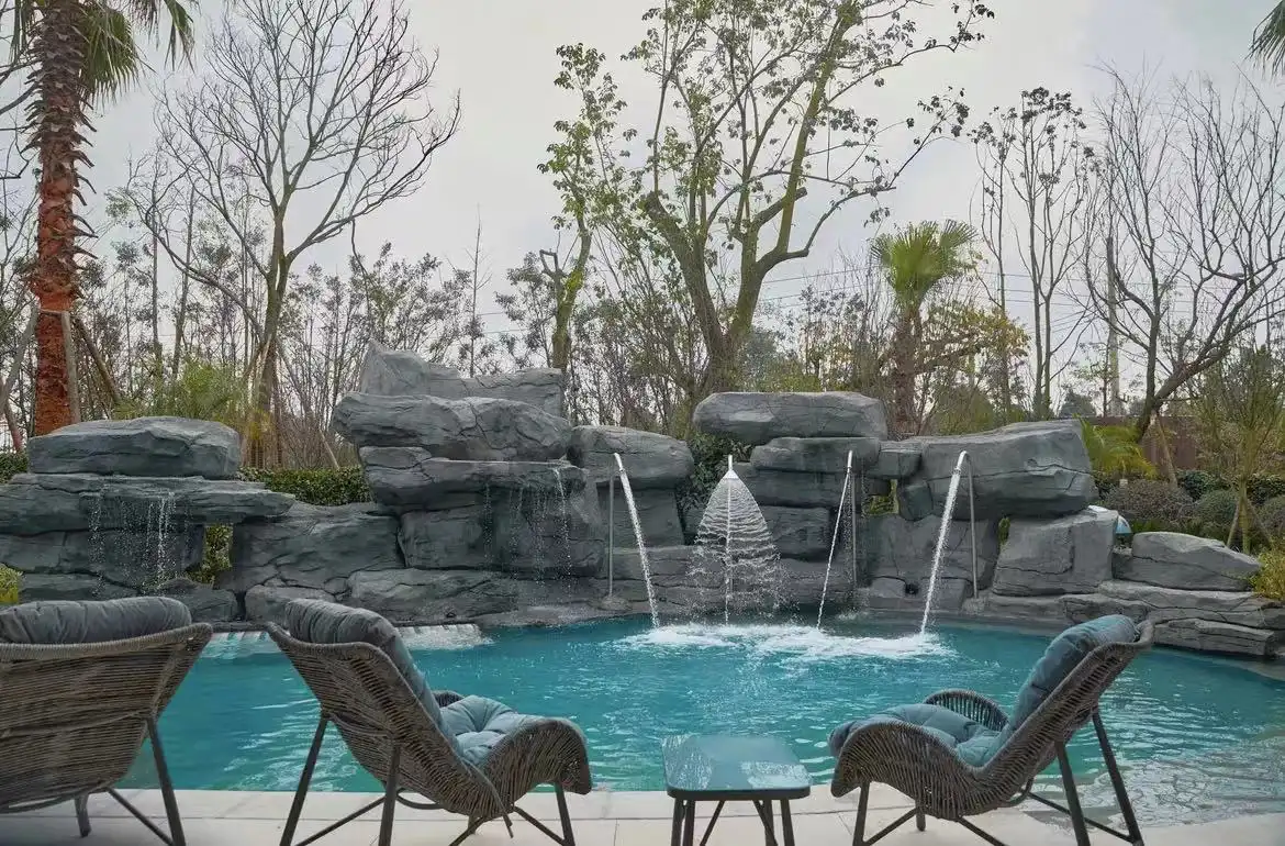 Hotels near Yuzongdao Hot Spring Center