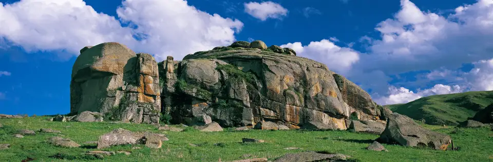 4_Jeminay Grassland Stone City