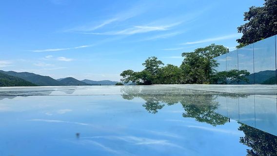 Bishan Longquan Cave