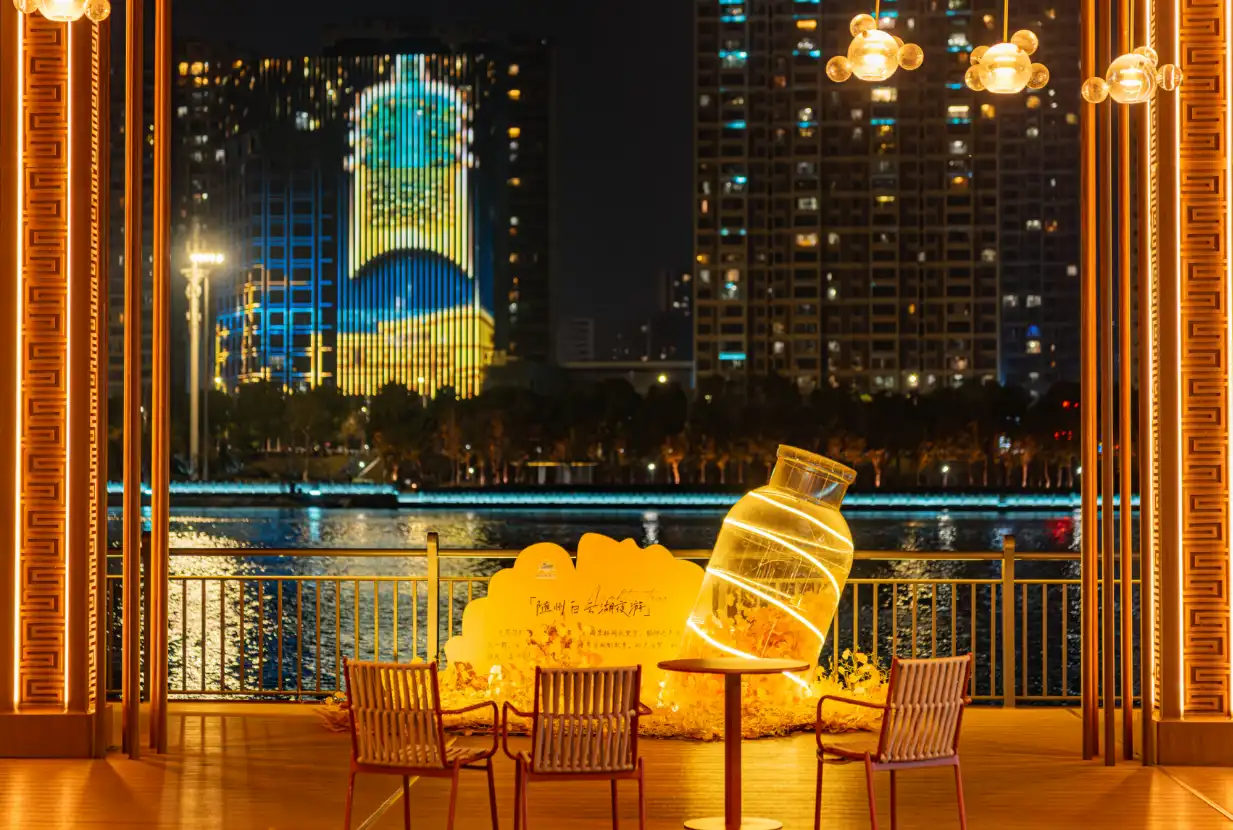 Hotels near Baiyun Lake Night Cruise