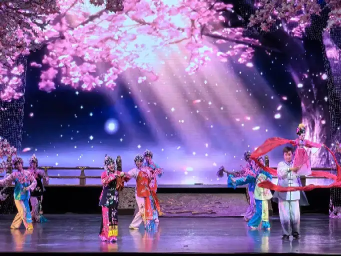 1_Shaanxi Qinqiang Intangible Heritage 'Qin Doll'