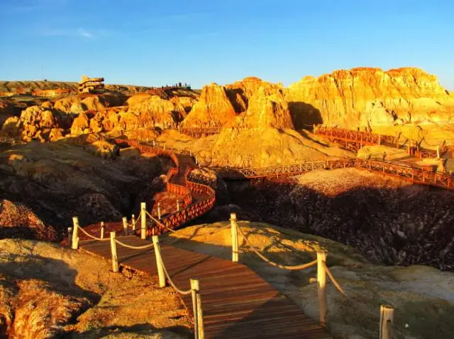 Sunset Sightseeing in Burqin