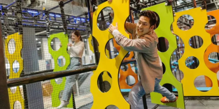 VS PARK WITH G LaLaport福岡店