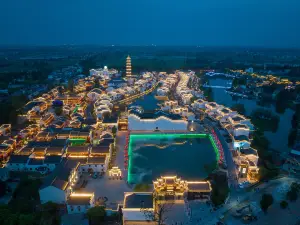 Tongling Liqiao River Town Resort