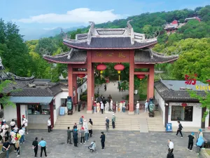 Zhang Gong Cave