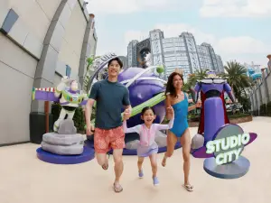Studio City Water Park