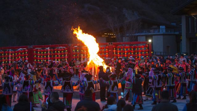 Bonfires in Jiuzhaigou