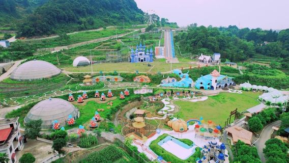 Fairy Tale Plum Garden Happy Farm