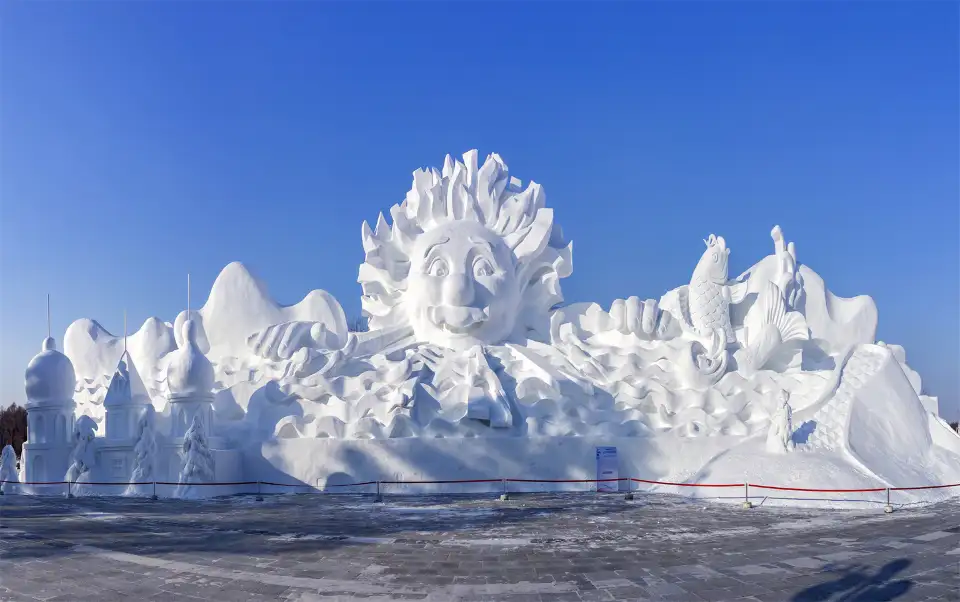 5_Sun Island International Snow Sculpture Art Expo