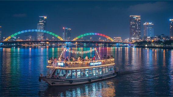 Han River Night Cruise in Da Nang