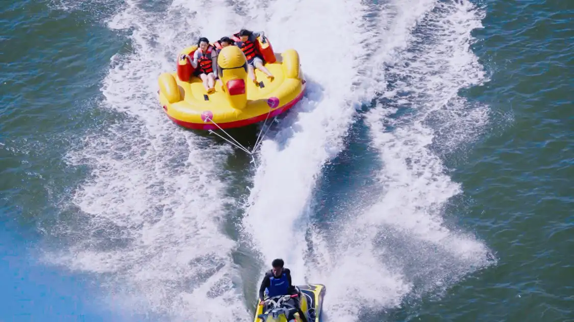 Hotels near Wangchao Sailing Sea Park