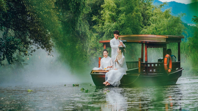 Travel Photoshoot in Tengchong