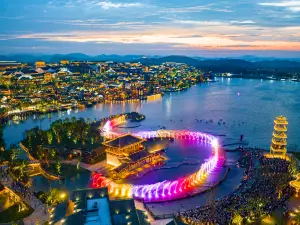 Attrazioni del Giro Notturno a Yixing: le opzioni più popolari