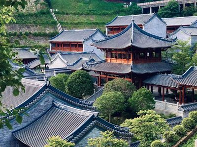 Lingnan Cultural Park