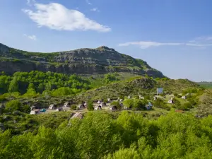 cao yuan tian lu ye hu ling sheng tai lv you qu