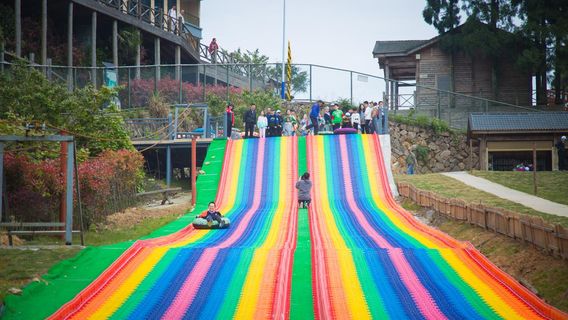 Green Water Peak Outdoor Ski Resort