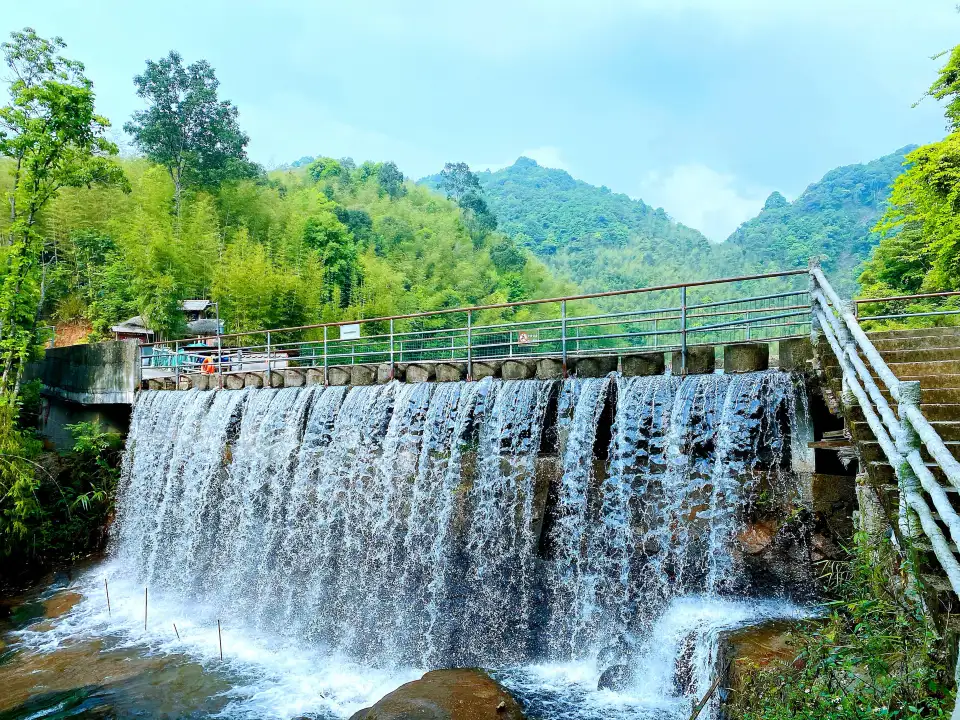 5_Qianlonggou Waterfall