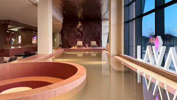 LAVA Tianyan Hot Spring