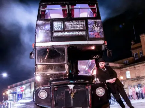 ทัวร์รถบัสผียอร์ค