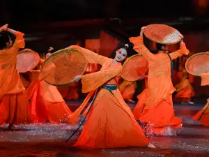 ying ge qing ju chang