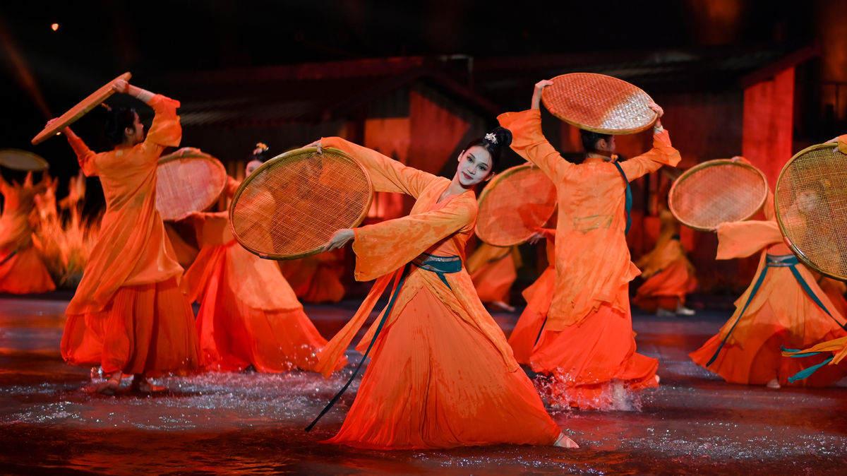 Yinggeqing Theater