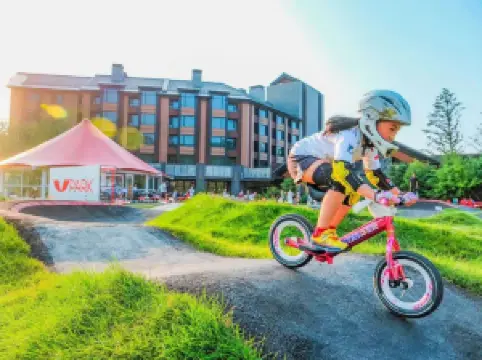 พื้นที่รีสอร์ททะเลสาบบันคีมูน