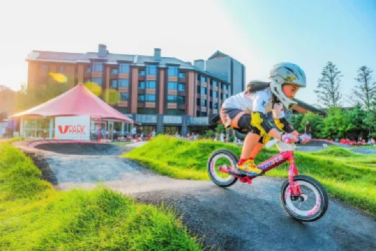 Lake Songhuahu Resort