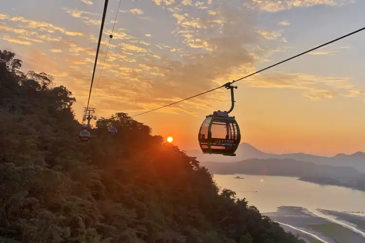 Hotels near Sun Moon Lake Ropeway Station