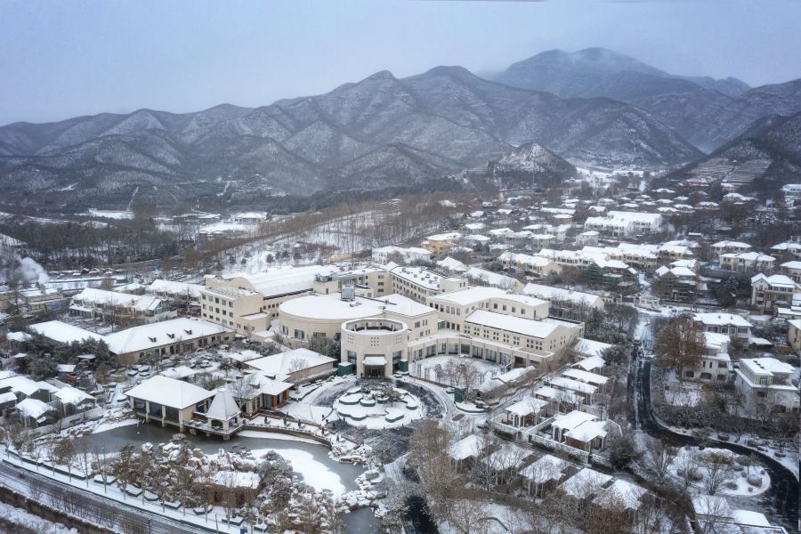 靜之湖滑雪場