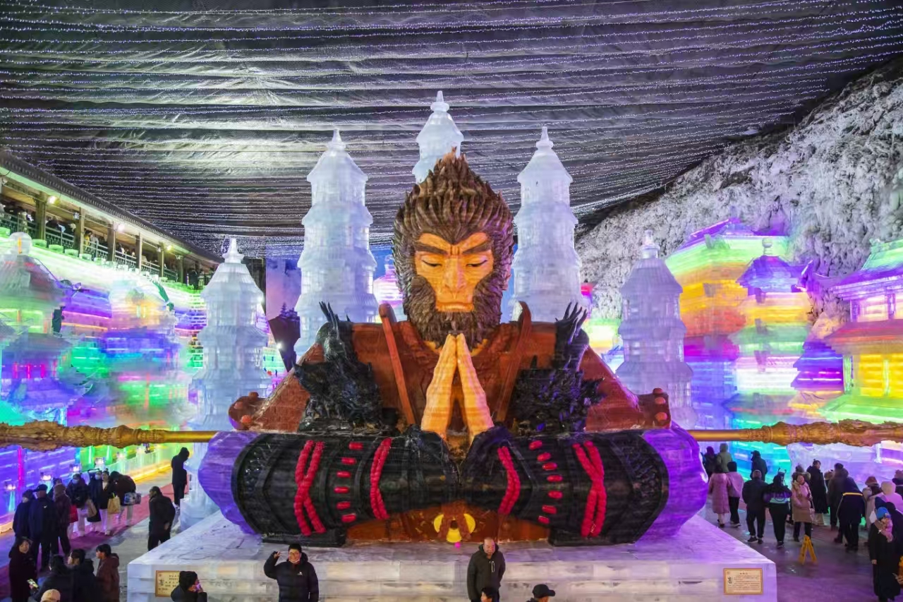Longqing Gorge Ice Lantern | Longqingxia Area